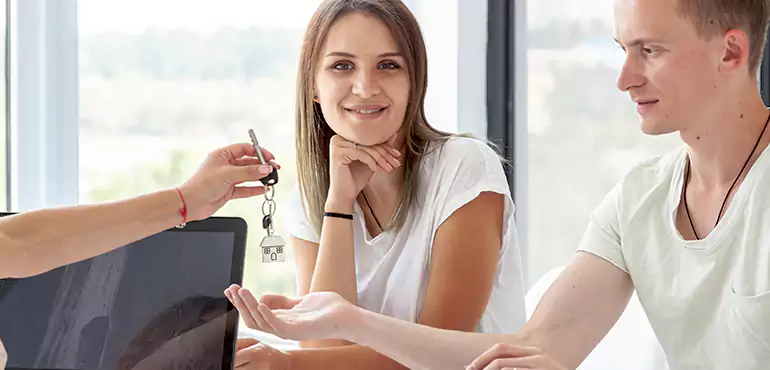 Why Choose Toledo Home Buyers to Sell Your House Our Investors in Toledo, OH?